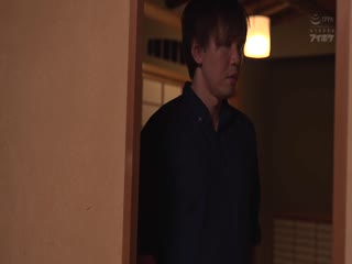 姐姐回老家探亲后彻底堕落！庵姫花变身沉沦宅女整日闭门自慰 IPZZ-182